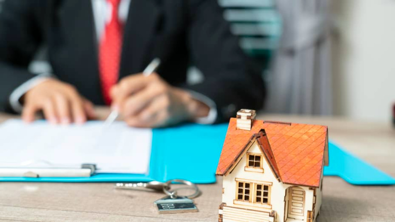 đang vay thế chấp có được vay tín chấp không?